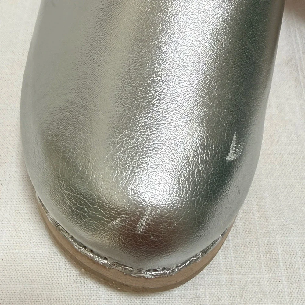 Hanna Andersson Clogs Size 34 Silver Metallic Leather Slingback Wooden Swedish